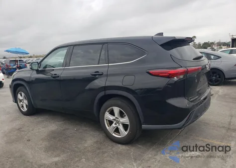 2021 Toyota Highlander L z USA, uszkodzony, nr VIN 5TDZZRAH2MS523903